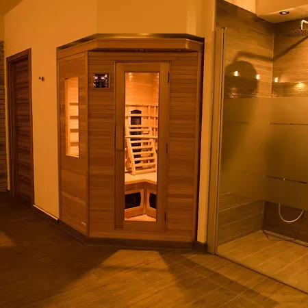 Camp Vary - Vitkova Hora - Veitsberg Karlovy Vary